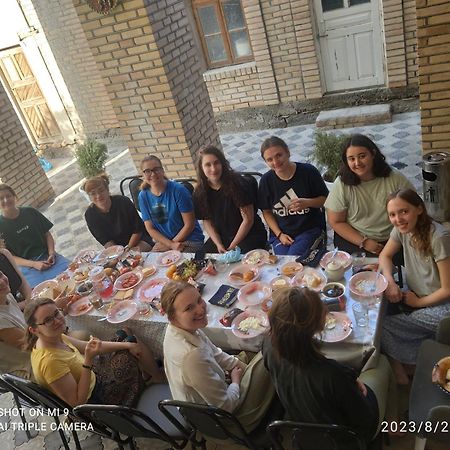 Kamir Guest House Бухара Екстериор снимка